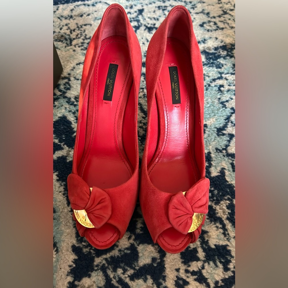 Louis Vuitton Catania open toe pump 9 cm